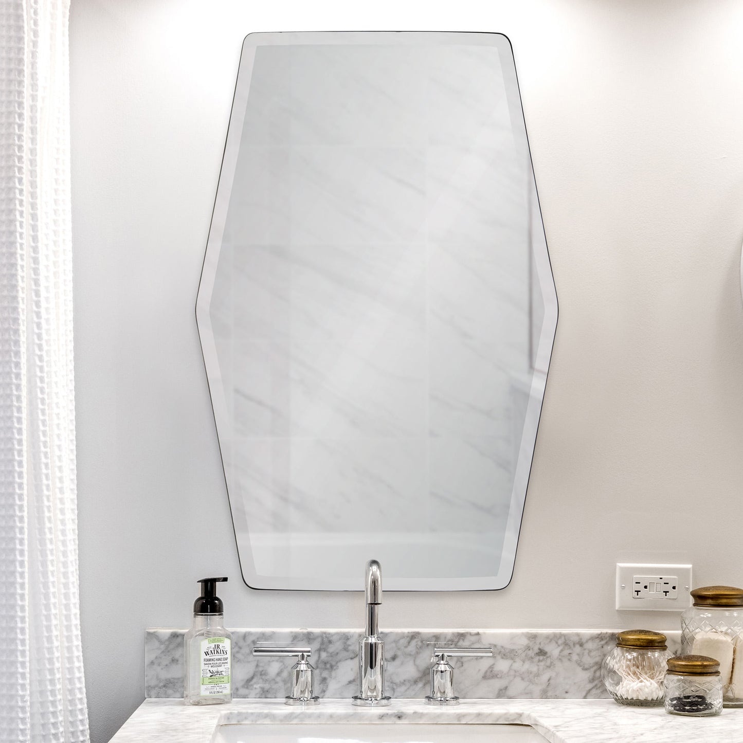 Tel Aviv Mirror